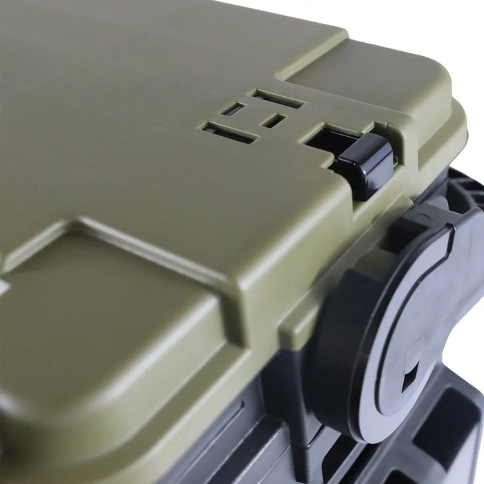 Meiho High Performance Tackle Box Versus VS-7070N Right Angle Closeup of Latch